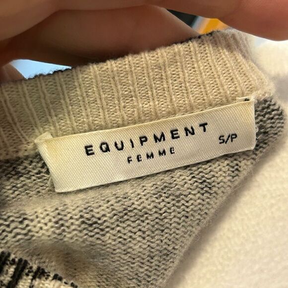 Equipment Femme Sloane 100% cashmere zebra print crewneck sweater size S/P BIN L - Picture 5 of 10